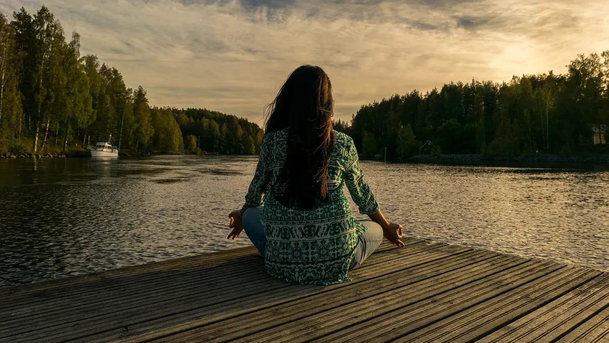 Mindfulness Menemukan Kedamaian di Tengah Kesibukan Banyak Pikiran