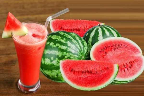 Smoothie Semangka dan Daun Mint, Solusi Alami untuk Hidrasi Tubuh