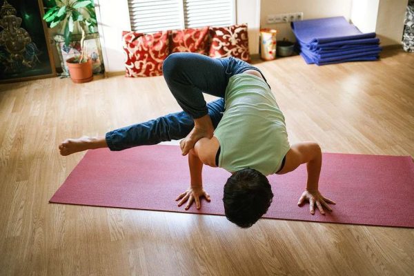 Manfaat Yoga untuk Kesehatan Mental di Era Modern